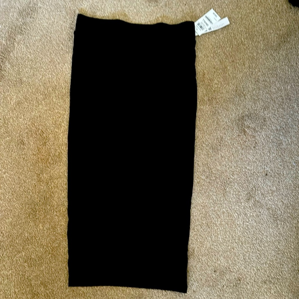 New with tags black pencil skirt- bar lll